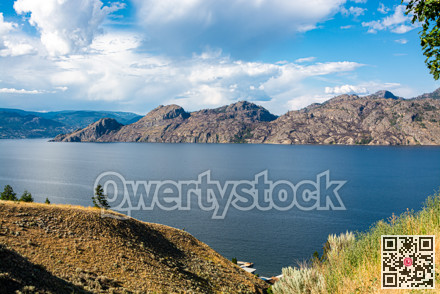 Beautiful overview of the lake and rocky mountains in British Columbia.