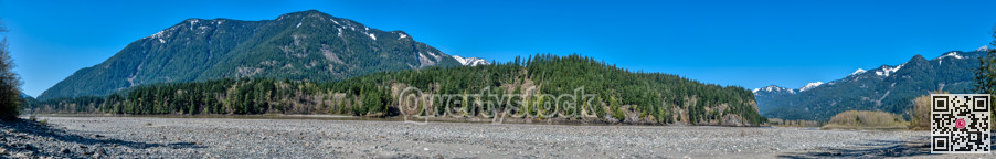 Panoramic view of Rocky mountains in British Columbia