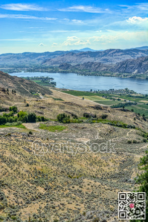 Scenic view of the landscape on sunny summer day