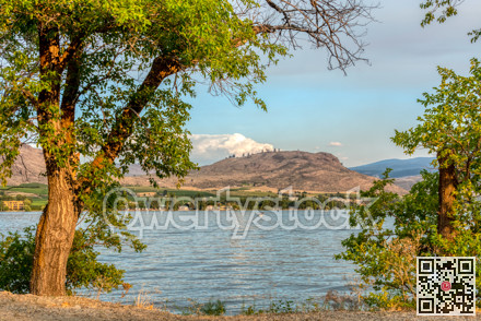 Beautiful view of golden sunset on Osoyoos lake