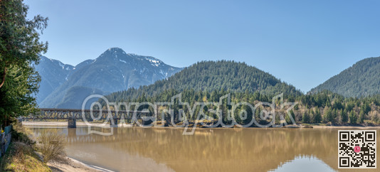 Fraser river panoramic view with the bridge in British Columbia